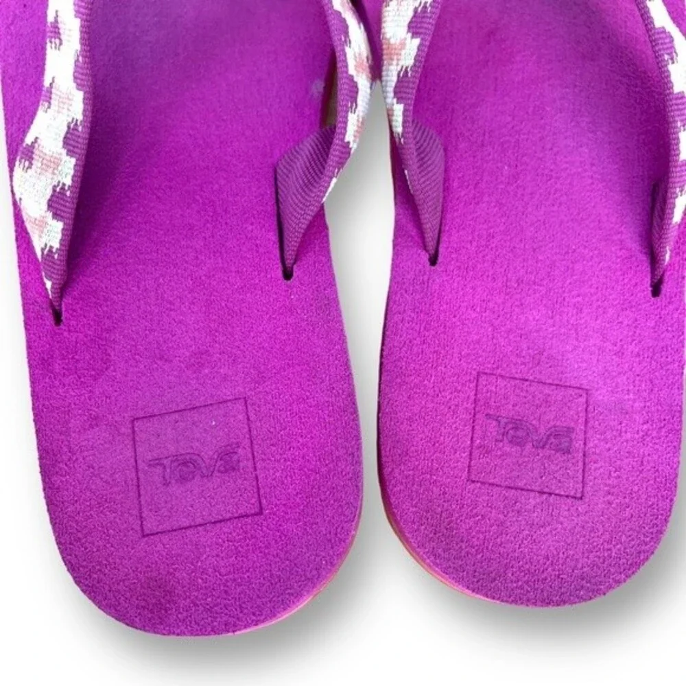 Teva Mush II Pink Flip Flops Big Girl/Women's Sz. 6